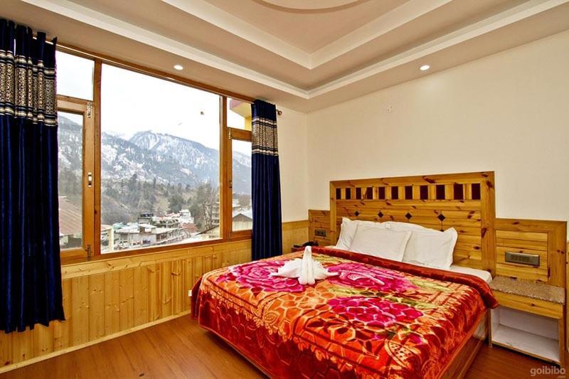 Hotel Uday Himalaya Manāli Екстериор снимка