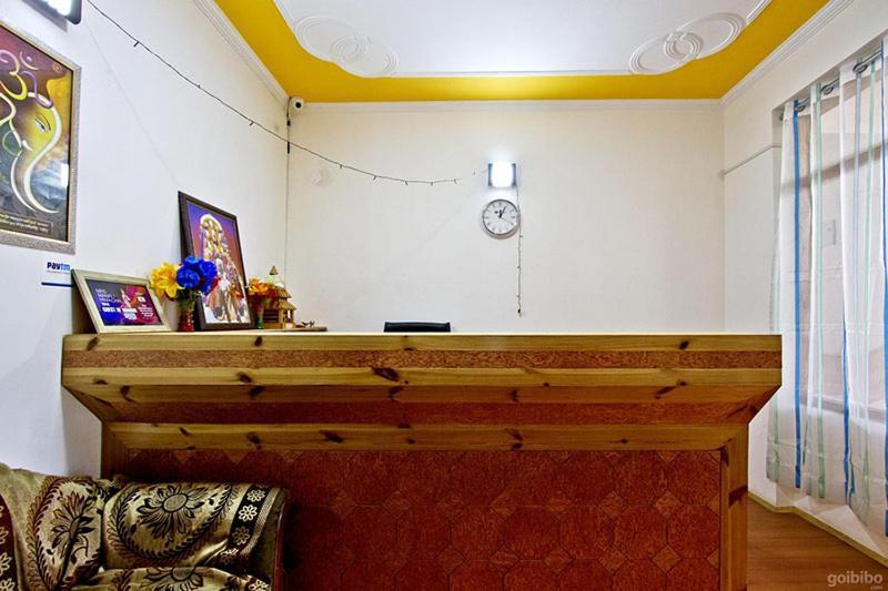 Hotel Uday Himalaya Manāli Екстериор снимка